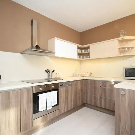 Wellness Simply Relax - Chopok- Privatna Virivka, Sauna Apartamento *